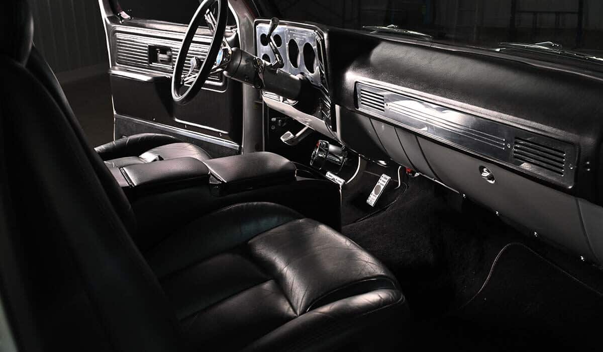 1979-Chevrolet-c10-Restomod-Interior